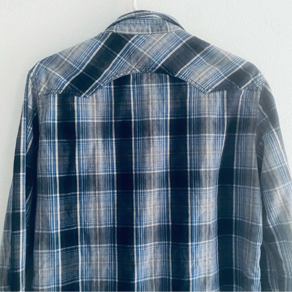 Levi Strauss blue plaid snap button down shirt - Picture 7 of 8